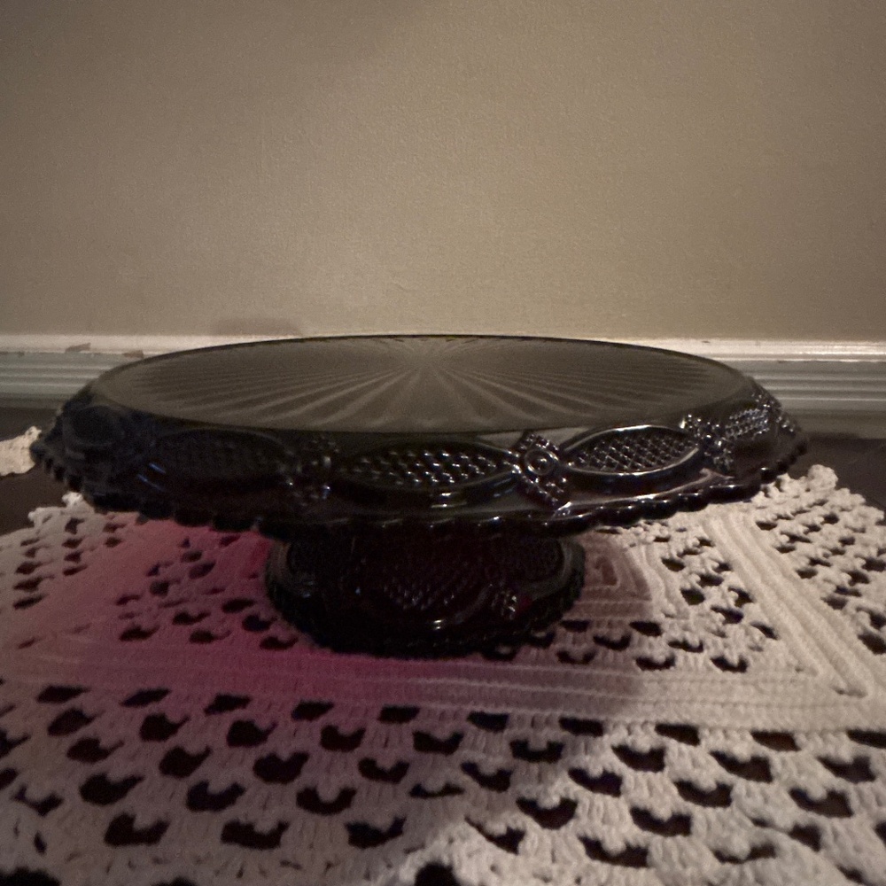 Vintage Avon 1876 Cape Cod Ruby Red Cake Stand Perfect for Valentine's Day!!!!♥️